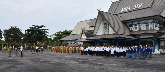 Arahan Kadis Kominfo Kapuas Saat Jadi Pembina Upacara Bendera