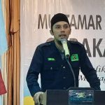 Polisi Bagikan Sembako ke Menteng Raya 58 Sebagai Pengganti Tindakan Represif?